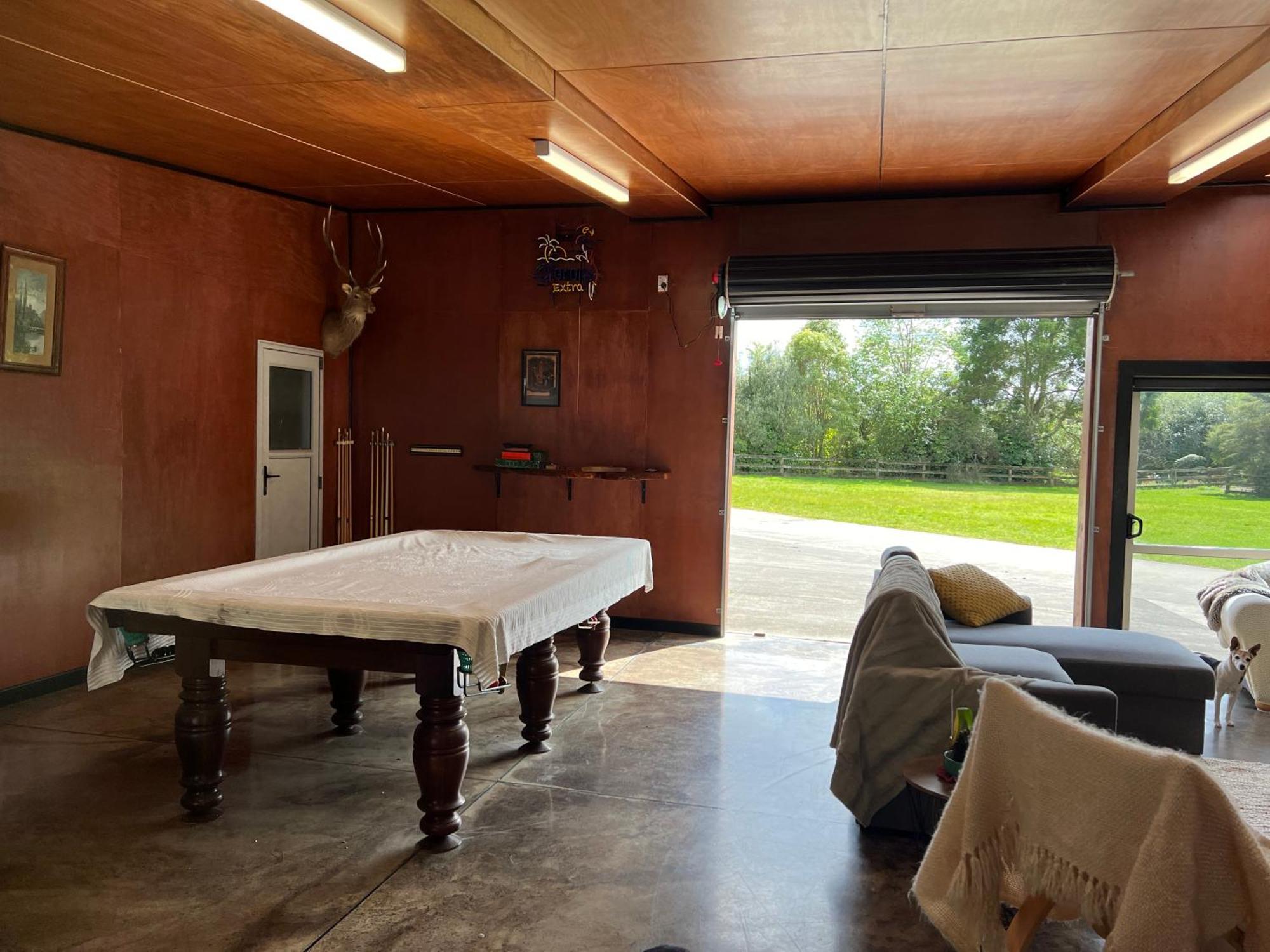 Self Contained Open Shed Space Wainui  Exteriör bild